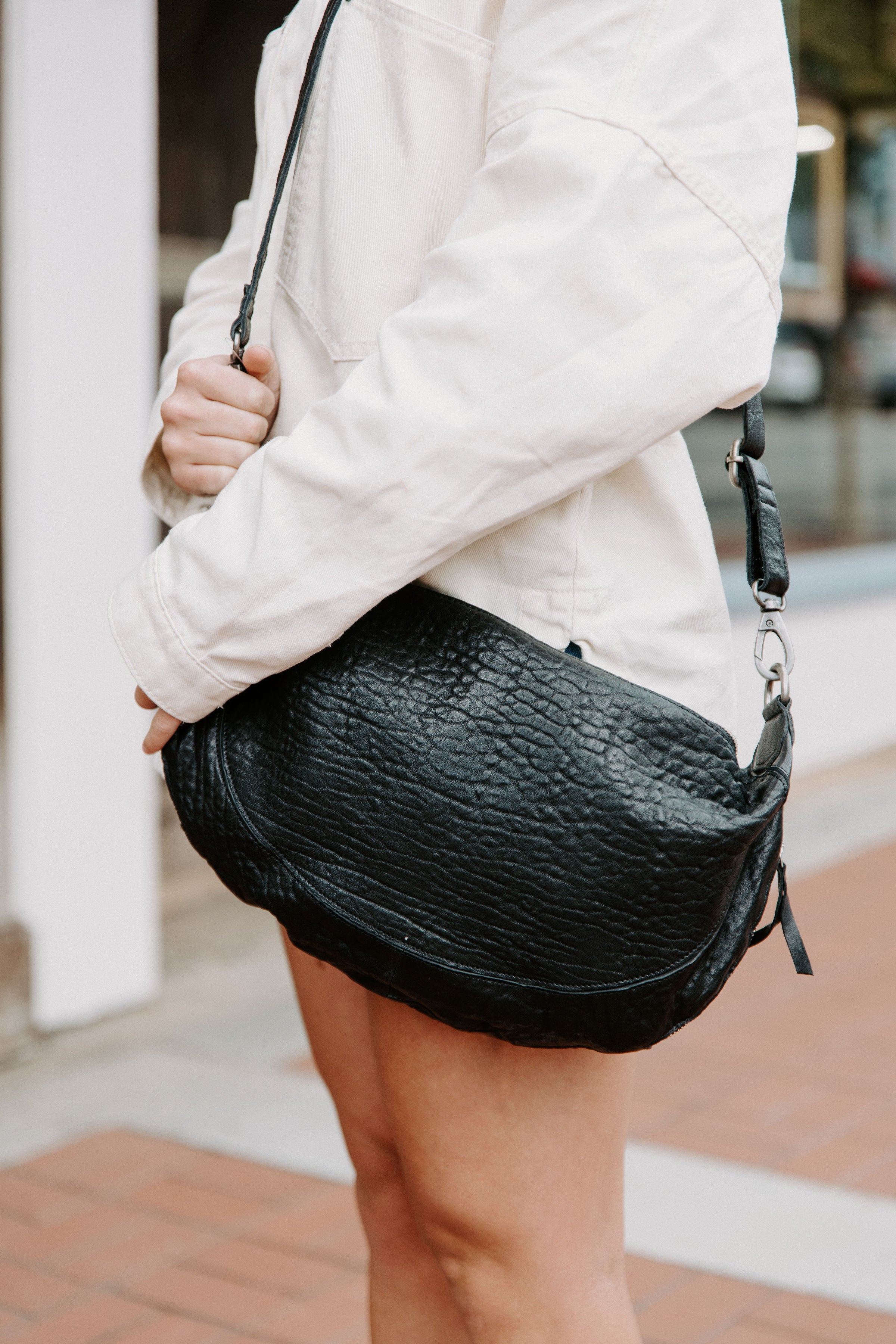 Sling crossbody shoulder bag shop